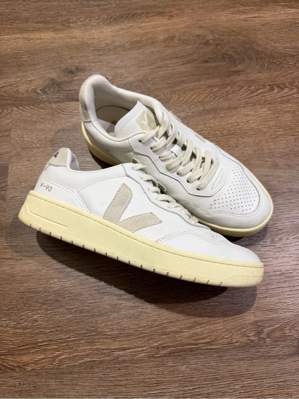 Veja V-90 Leather White Natural Sneakers, Women’s 9
